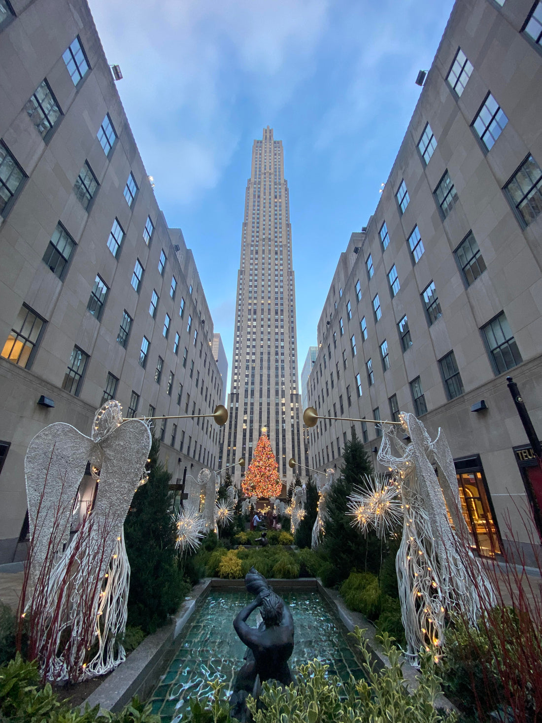 RockefellerCenter, ChristmasTree, NYC, WinterWonderland, HolidayLights, SwarovskiStar